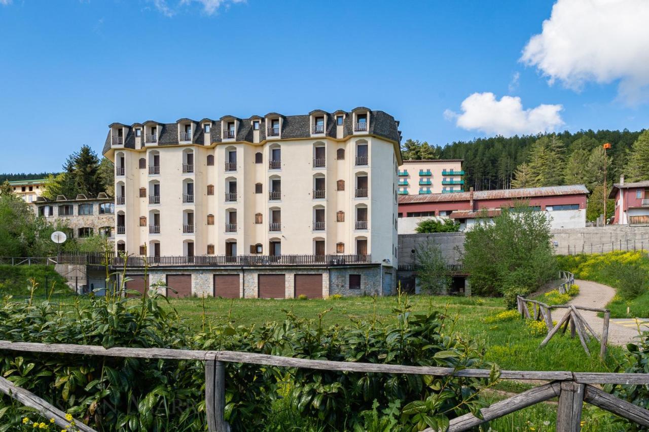 Casa R&G Lorica Apartment Exterior photo